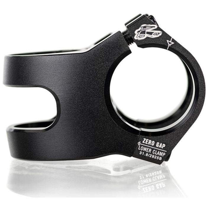 Tweeks Cycles Renthal Apex V2 Stem - 31.8mm / Black, 40mm | Clearance section. 365 day returns, 0% finance & FREE delivery over £50