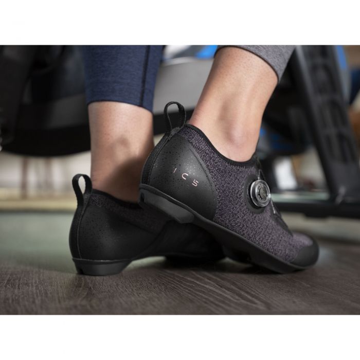 Buy Shimano IC5 (IC501) Indoor Cycling Shoes | Tweeks Cycles