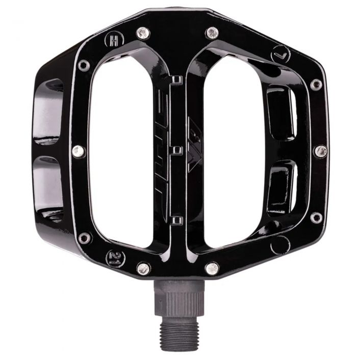Tweeks Cycles DMR V8 Classic Flat Pedals - Black | Clearance section. 365 day returns, 0% finance & FREE delivery over £50