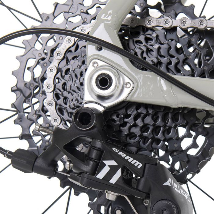 Buy Kinesis R1 Road Bike 2022 Tweeks Cycles