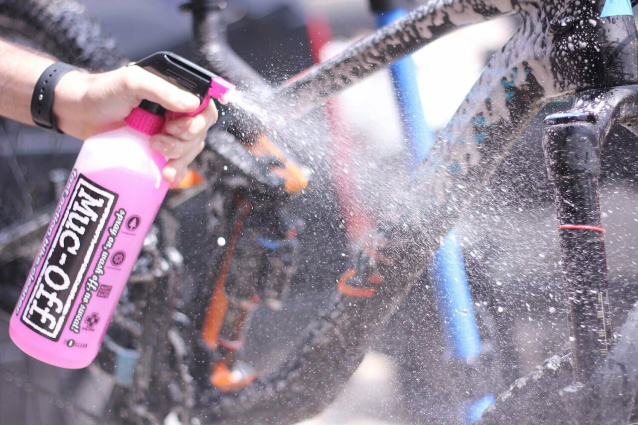 Bicycle Maintenance Guide – How to Clean and Lube a Bike